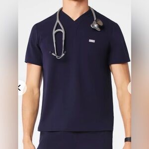 FIGS Men’s Navy V-Neck Scrub Top